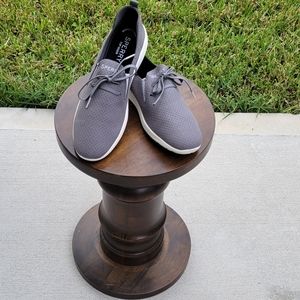 Womens Sperry New w/o original box